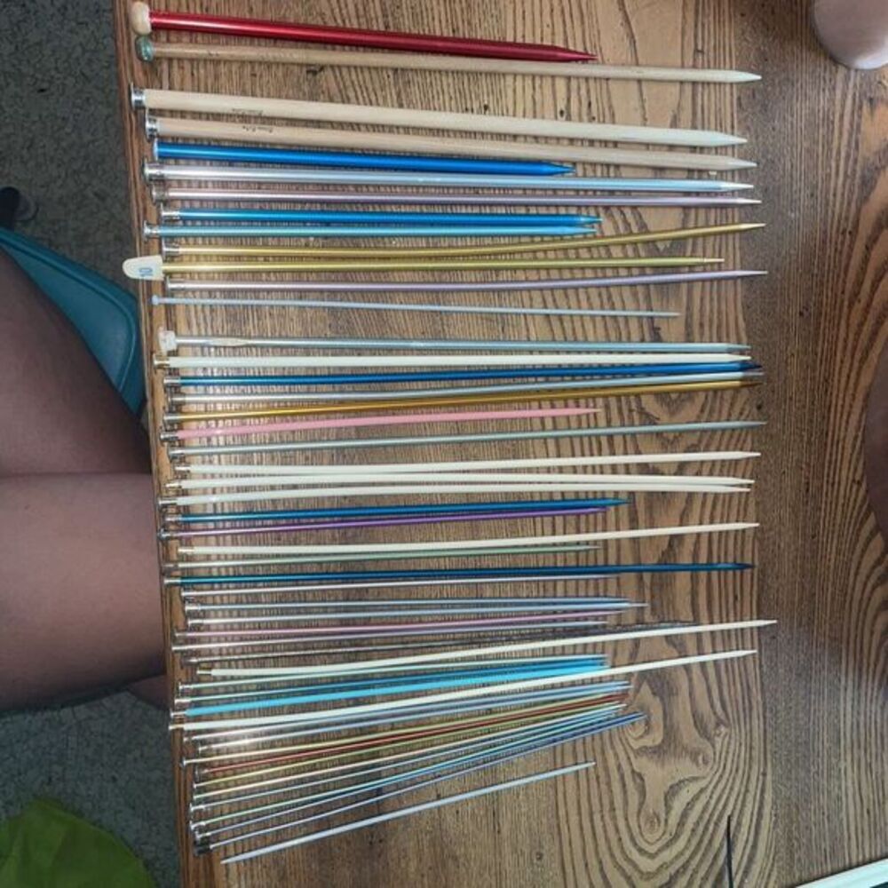 50pc Lot Of Unpaired Knitting Needles Vintage BOYE Hero England Bates Grants